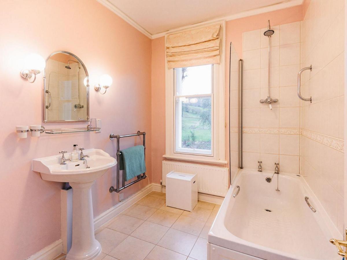 The Forest Country House B&B Нютаун Екстериор снимка