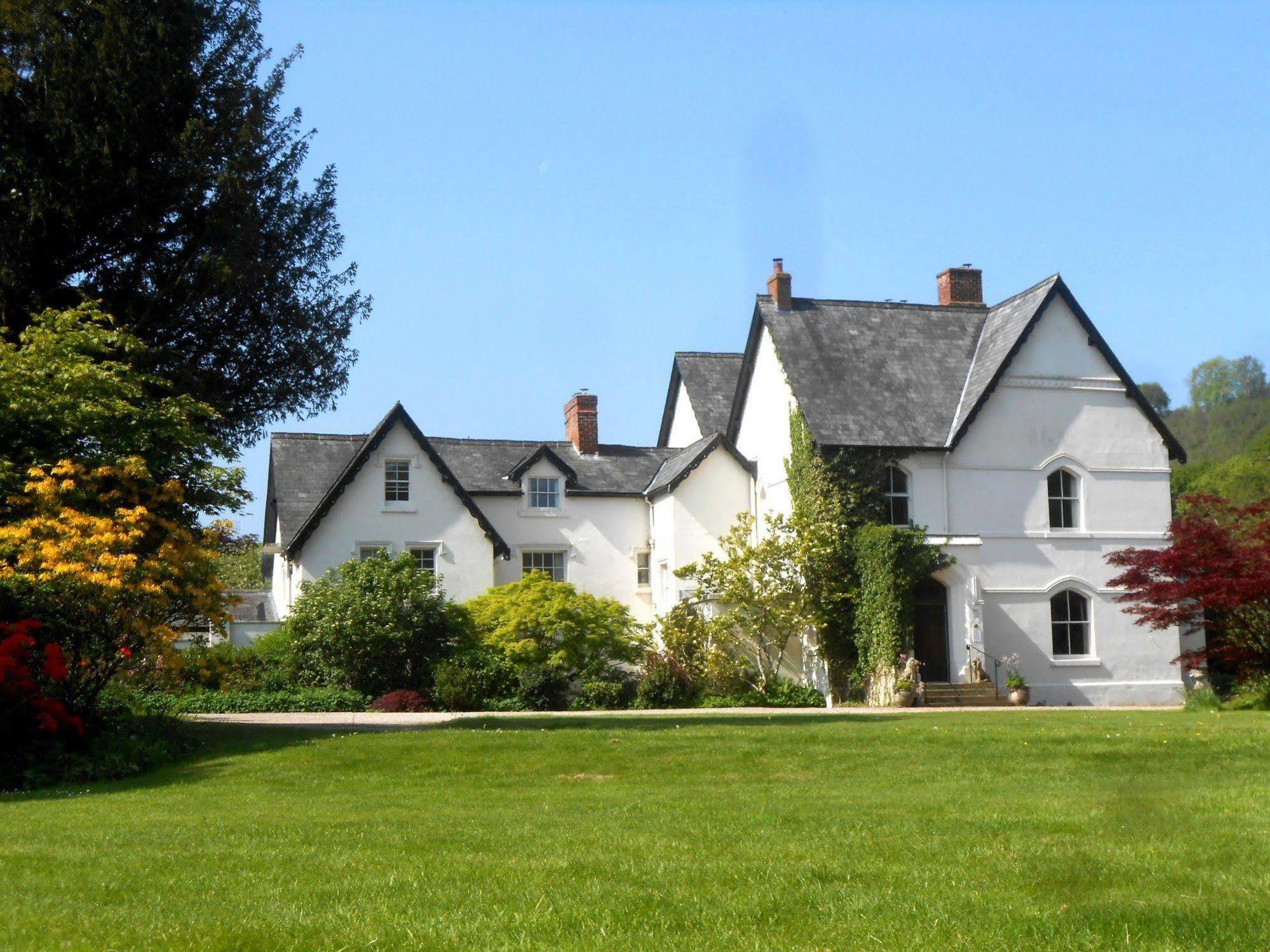 The Forest Country House B&B Нютаун Екстериор снимка